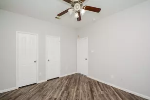 6527 Capridge Dr, Houston, TX 77048 - Photo 11