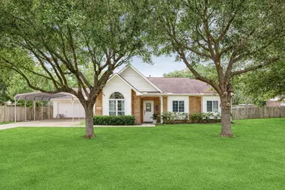 1945 Dorothy Lane, Sealy, TX 77474 - Photo 3