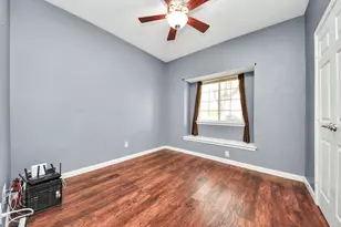 1945 Dorothy Ln, Sealy, TX 77474 - Photo 23