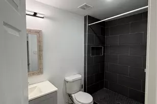 408 Commanche Rd, Conroe, TX 77316 - Photo 9