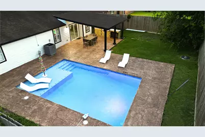 12115 Wood Forest Drive, Houston, TX 77013 - Photo 11