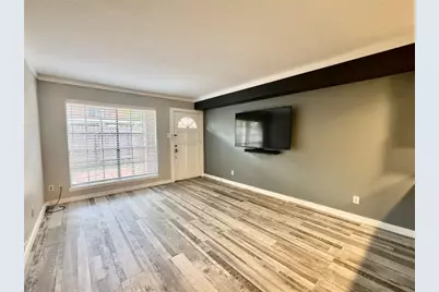 829 Wax Myrtle Lane, Houston, TX 77079 - Photo 1