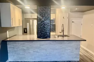 829 Wax Myrtle Ln, Houston, TX 77079 - Photo 3