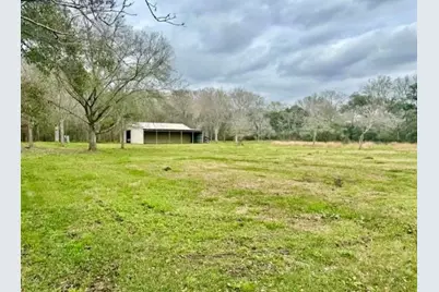 327 County Road 735, Angleton, TX 77515 - Photo 15