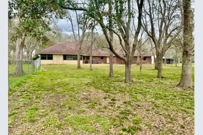 327 County Road 735, Angleton, TX 77515 - Photo 21