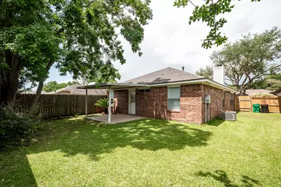 4705 Meadowood Drive, Baytown, TX 77521 - Photo 7