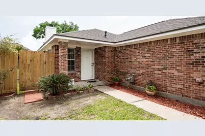 4705 Meadowood Drive, Baytown, TX 77521 - Photo 9