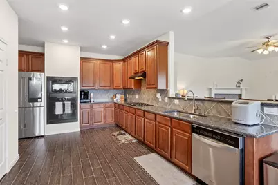 1995 Brentwood Drive, Alvin, TX 77511 - Photo 11