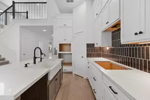 31123 Marlow Mnr Ct, Fulshear, TX 77441 - Photo 7