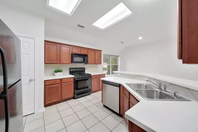 12003 Cottage Elm Court, Houston, TX 77089 - Photo 9