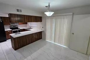 975 N Red Cedar Cir, The Woodlands, TX 77380 - Photo 17