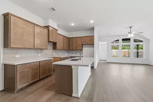 21610 Nicosia Dr, Tomball, TX 77447 - Photo 11