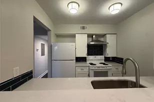 1824 Thonig Rd, Houston, TX 77055 - Photo 5