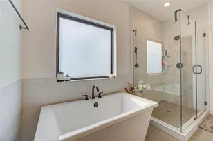 3515 Huntsford Dr, Houston, TX 77008 - Photo 23