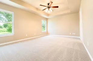 216 Sleepy Hollow Dr, Lake Jackson, TX 77566 - Photo 9