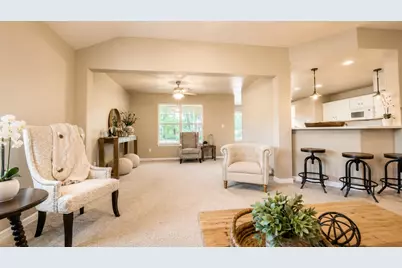 216 Sleepy Hollow Drive, Lake Jackson, TX 77566 - Photo 5