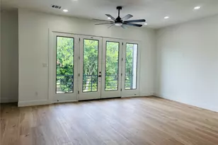 2010 Yates St, Houston, TX 77020 - Photo 3