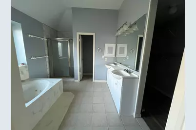 2318 Pheasant Creek, Sugar Land, TX 77498 - Photo 5