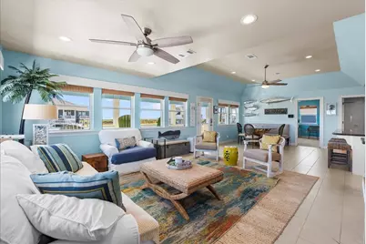 808 Pinata Drive, Crystal Beach, TX 77650 - Photo 5