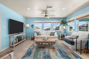 808 Pinata Dr, Crystal Beach, TX 77650 - Photo 17