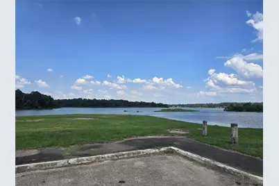 26401 Darkwood Court, Huntsville, TX 77320 - Photo 17