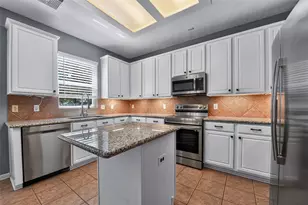 102 N Queenscliff Cir, Spring, TX 77382 - Photo 15