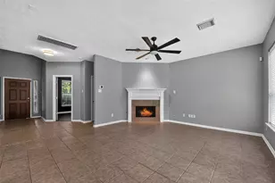 102 N Queenscliff Cir, Spring, TX 77382 - Photo 11