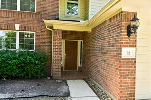 102 N Queenscliff Cir, Spring, TX 77382 - Photo 3