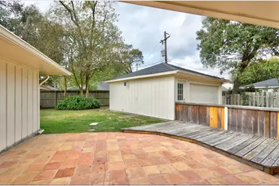 2011 Stebbins Drive, Houston, TX 77043 - Photo 19