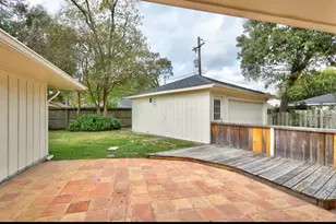2011 Stebbins Dr, Houston, TX 77043 - Photo 19