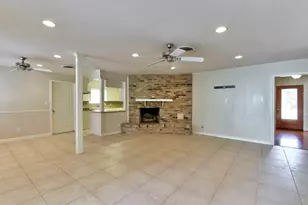 2011 Stebbins Dr, Houston, TX 77043 - Photo 13