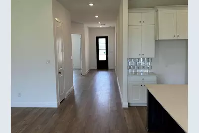 9203 Boardwalk Shore Drive, Baytown, TX 77521 - Photo 7