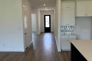 9203 Boardwalk Shore Dr, Baytown, TX 77521 - Photo 7