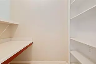 7575 Kirby Dr, Houston, TX 77030 - Photo 13