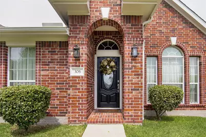 306 King William Drive, La Porte, TX 77571 - Photo 3