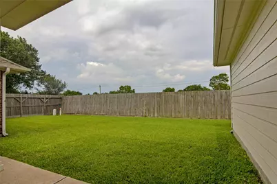 306 King William Drive, La Porte, TX 77571 - Photo 23