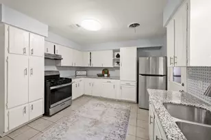 4326 Akard St, Houston, TX 77047 - Photo 15