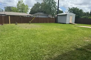 14407 Alkay St, Houston, TX 77045 - Photo 3