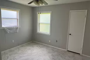 14407 Alkay St, Houston, TX 77045 - Photo 9