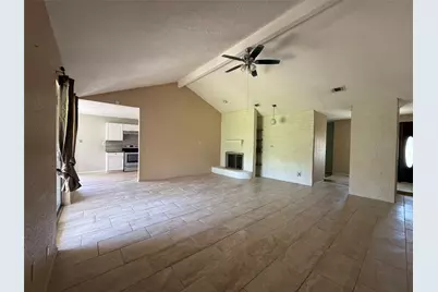 514 W Castle Harbour Drive, Friendswood, TX 77546 - Photo 5