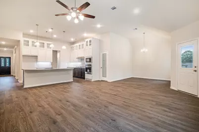 8 Cattle Drive, Bay City, TX 77414 - Photo 7