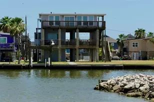 58 Lakeside Dr, Hitchcock, TX 77563 - Photo 25