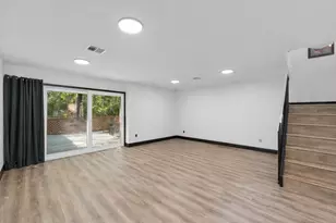 2206 W Settler's Way, The Woodlands, TX 77380 - Photo 7