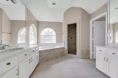 15511 Oaklawn Park Drive, Houston, TX 77069 - Photo 19