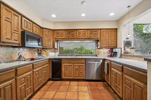 8999 Briar Forest Dr, Houston, TX 77024 - Photo 15