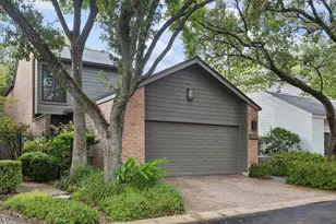 8999 Briar Forest Dr, Houston, TX 77024 - Photo 3