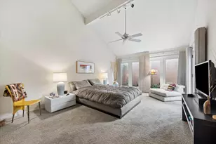 8999 Briar Forest Dr, Houston, TX 77024 - Photo 11