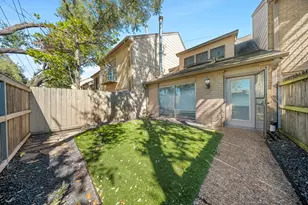 5814 Langfield Rd, Houston, TX 77092 - Photo 3