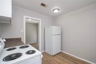 2802 Windsor Ln, Pasadena, TX 77506 - Photo 15