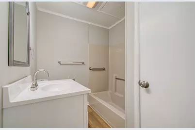 2802 Windsor Lane, Pasadena, TX 77506 - Photo 11